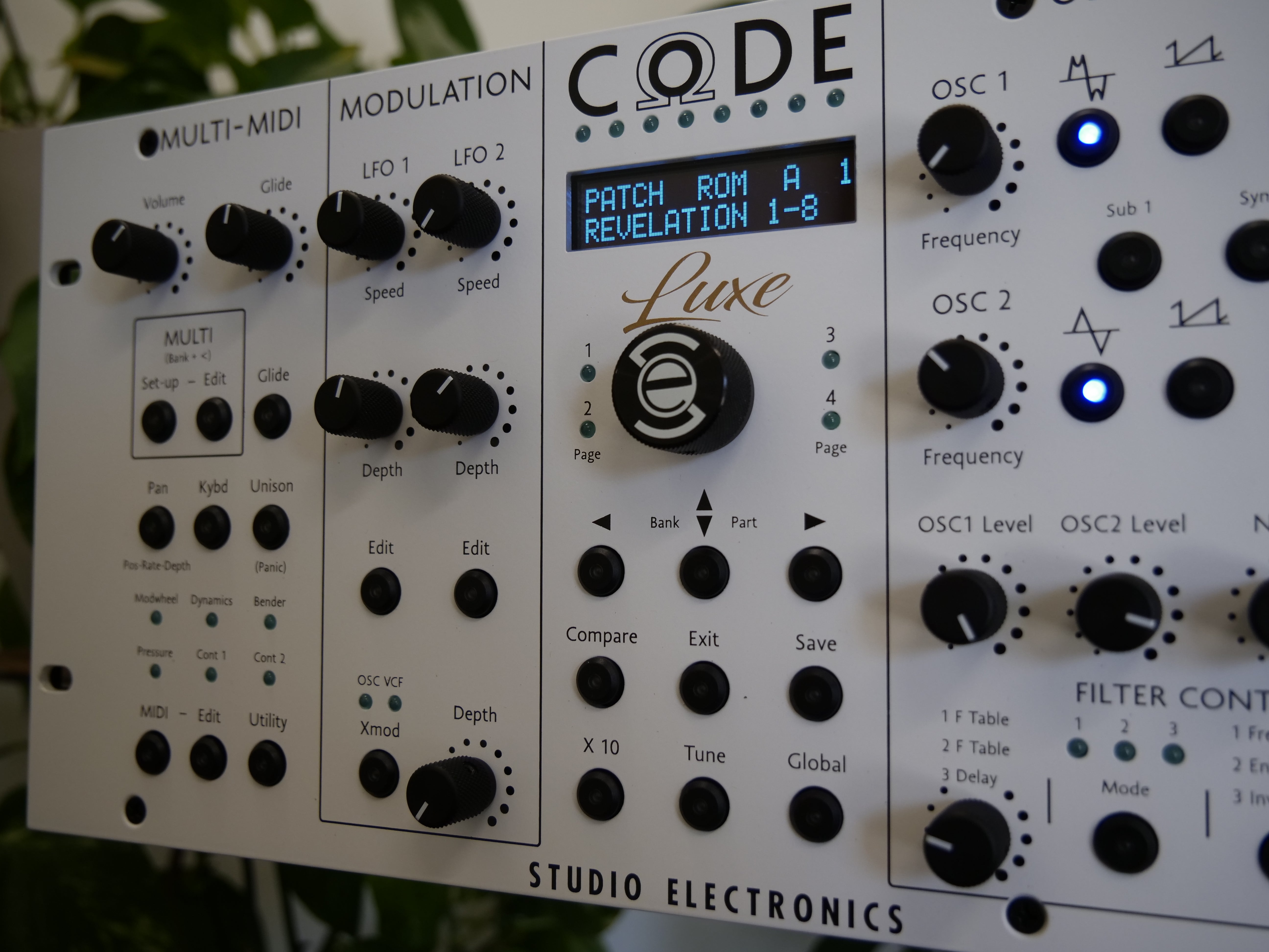 Studio Electronics CODE Luxe 8-Voice Polyphonic Analog