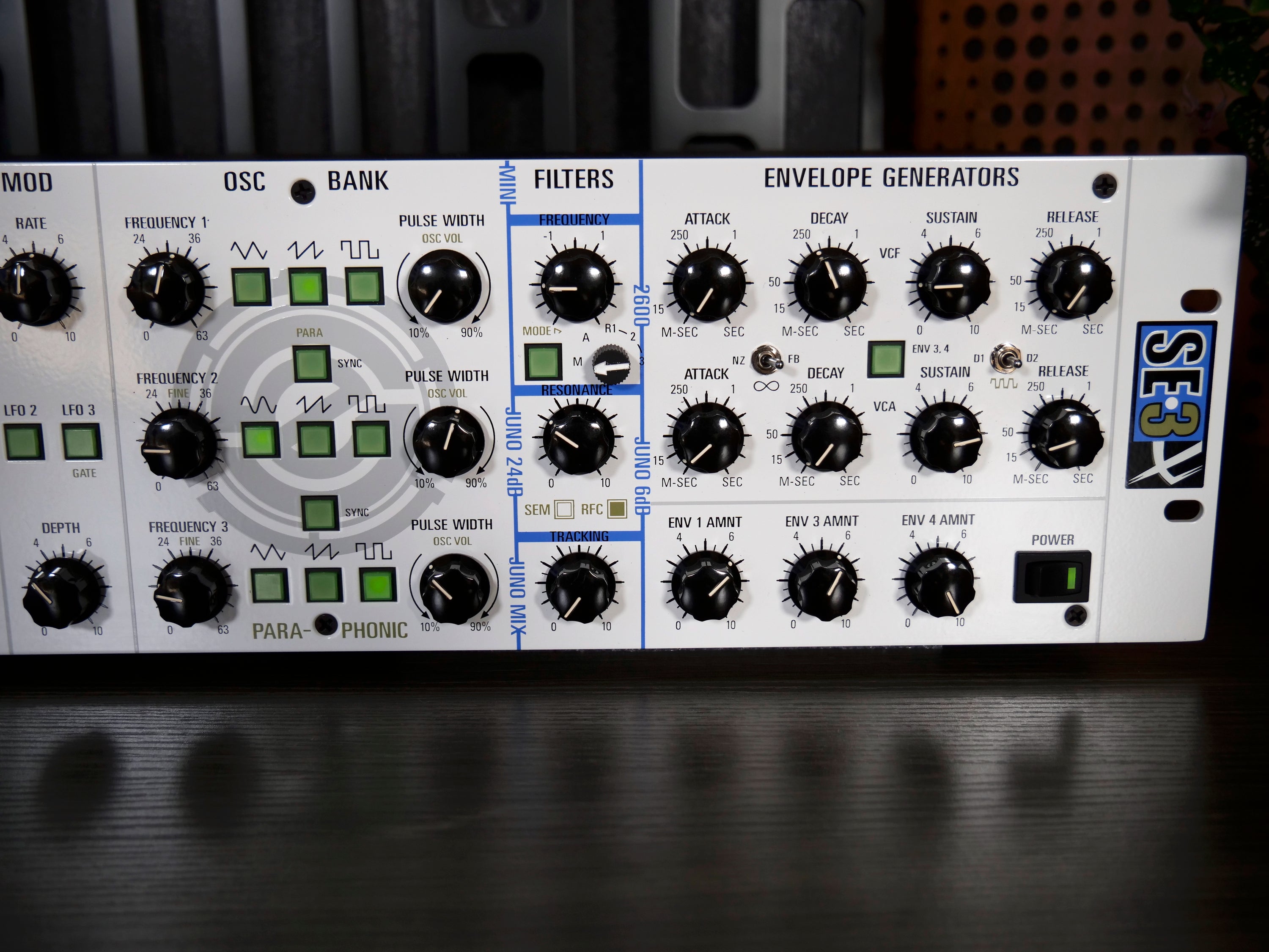 Studio Electronics SE 3X Paraphonic Analog Synthesizer Special Edition studio-electronics-se-3x-paraphonic-analog-synthesizer-special-edition